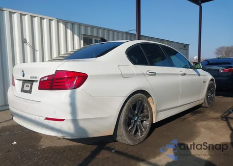 2013 BMW 528I из США, поврежденный, VIN WBAXG5C52DD230181